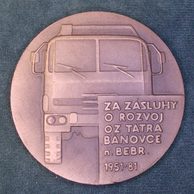 13537 - Za zásluhy o rozvoj OZ Tatra Bánovce nad Berberou 1951-1981