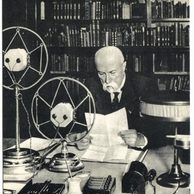 E 43608 - T.G. Masaryk při přednášce pro americký rozhlas 1932
