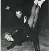 E 45500 - Marika Kilius a Hans Jurgen Baumler