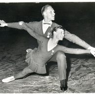 E 45503 - Ludmila Bělousovová a Oleg Protopopov