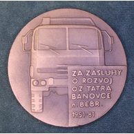 13537 - Za zásluhy o rozvoj OZ Tatra Bánovce nad Berberou 1951-1981