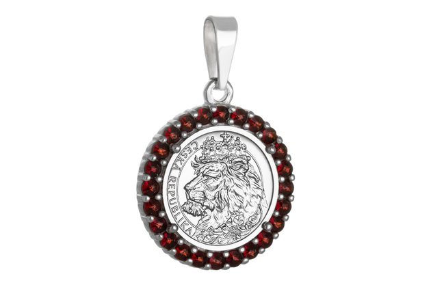 Stříbrný přívěsek SOPHIA s českými granáty s řetízkem (ČM 2023)