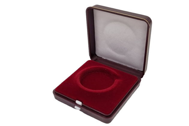 Červená plastová etue s nápisem ČNB  6,5 x 6,5cm - průměr 33,28mm - nový  typ (EZ004)