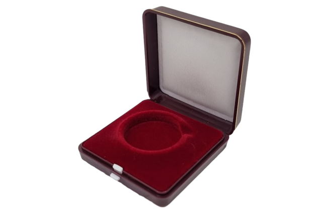 Červená plastová etue bez nápisu 6,5 x 6,5cm - průměr 33,28 mm - nový typ (EZ003)