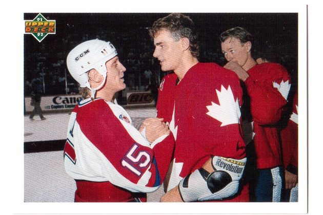 HK118 - Upper Deck karta - Canada Coupe č.7 (1991-92)