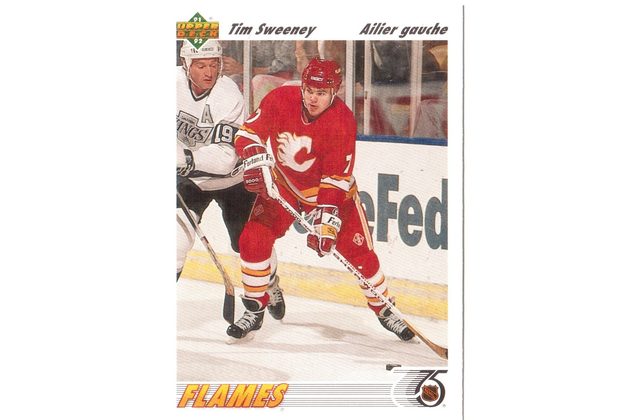 HK124 - Upper Deck karta - Tim Sweeney č.375  (1991-92)