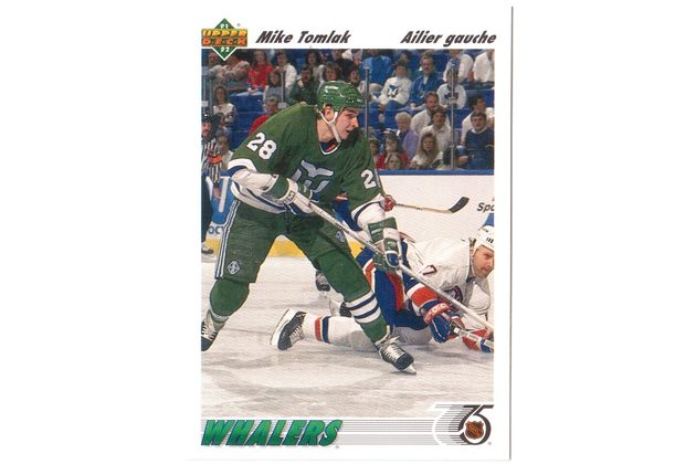 HK141 - Upper Deck karta - Mike Tomlak č. 310 (1991-92)