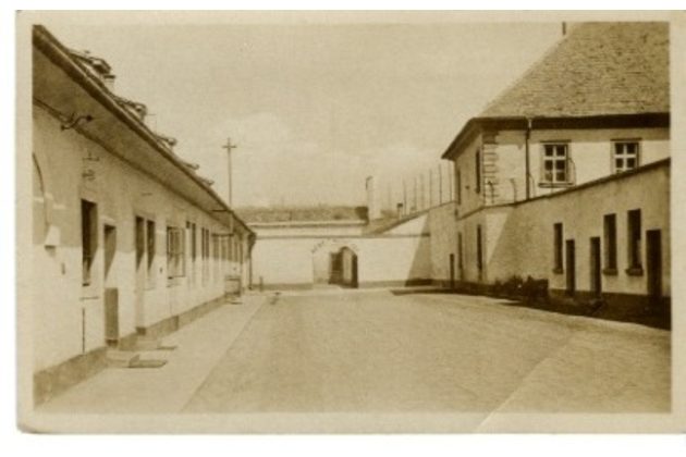 D 18946 - Terezín