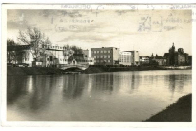 D 20080 - Hradec Králové