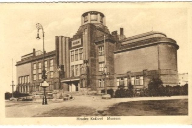 D 20092 - Hradec Králové