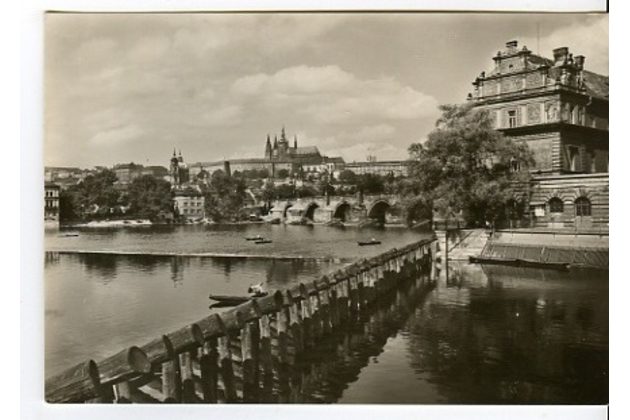 E 31906 - Praha4