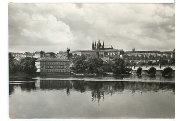 E 32756 - Praha6