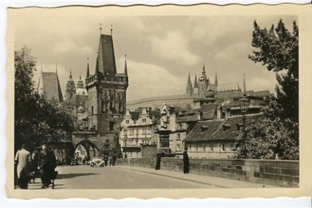 D 32886 - Praha7