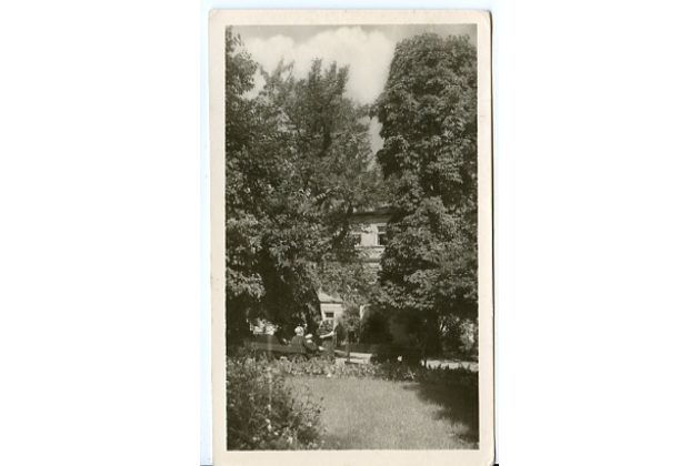 D 32948 - Lázně Toušeň