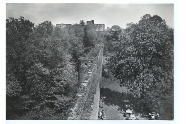 E 33340 - Helfštejn