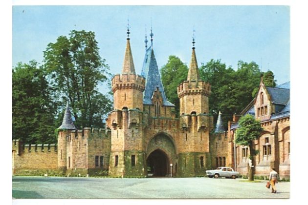 F 33710 - Hradec nad Moravicí 