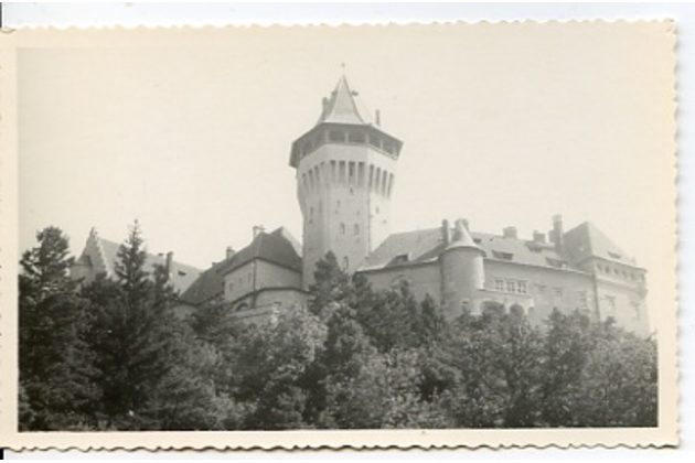 D 30459 - Ostatní hrady a zámky 