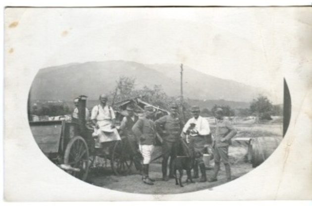 D 43121 - Vojenské téma