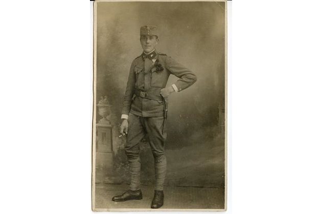 D 43650 - Vojenské téma 