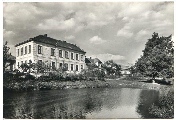 E 53889 - Senetářov