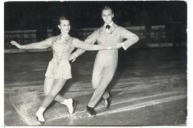 E 55743 - Eva a Pavel Romanovi