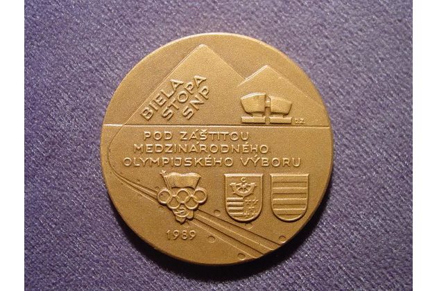 12081 - Biela stopa SNP