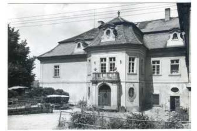 E 56511 - Domousnice 