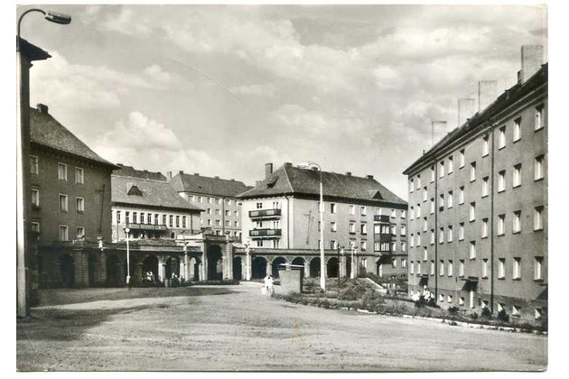 E 57894 - Meziboří