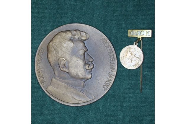 12940- Jánský Jan Prof.MUDr medaile 1873-1921 s etuí