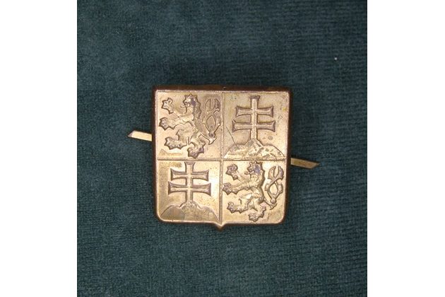 13219- ČSFR čepicový odznak