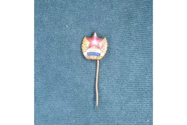 13175- Rudá hvězda