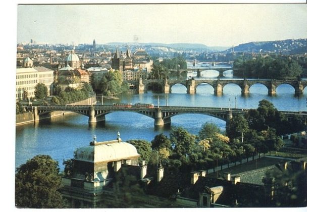 F 48160 - Praha10 